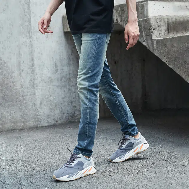 23R+
