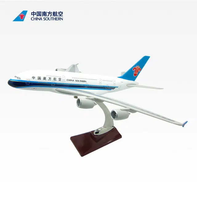 A380 29cm