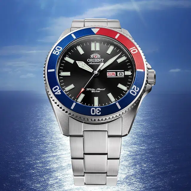 ORIENT 200 44mm RA-AA0912B19B