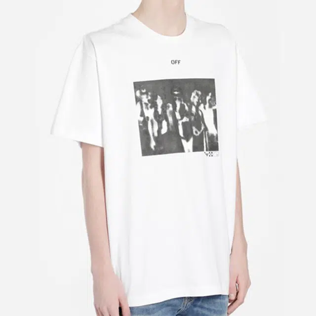 OFF-WHITE T