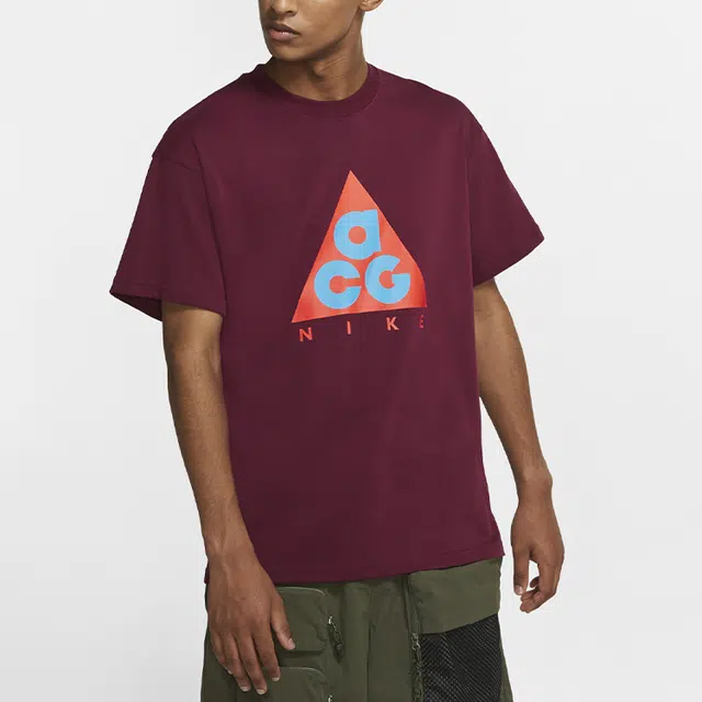 Nike ACG LogoT