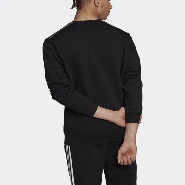 adidas originals Linear Crew Logo