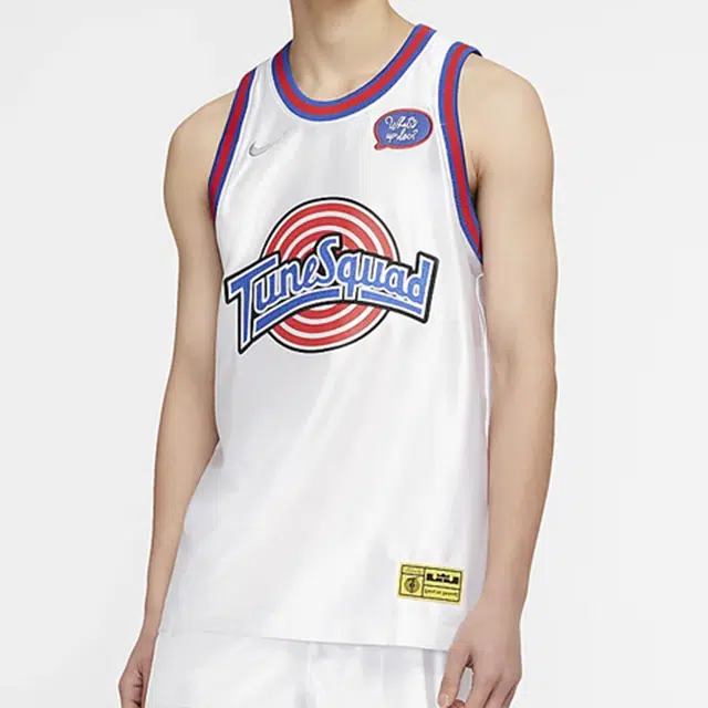 Nike NBA 2 Space Jam23