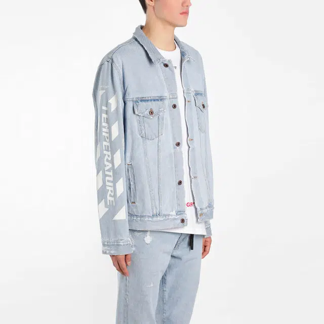 OFF-WHITE