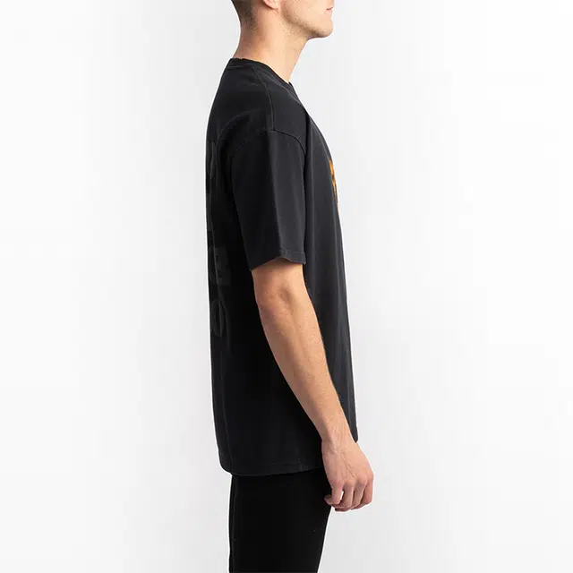 Converse T