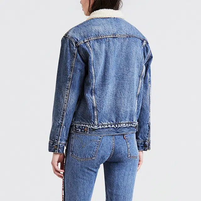 Levis