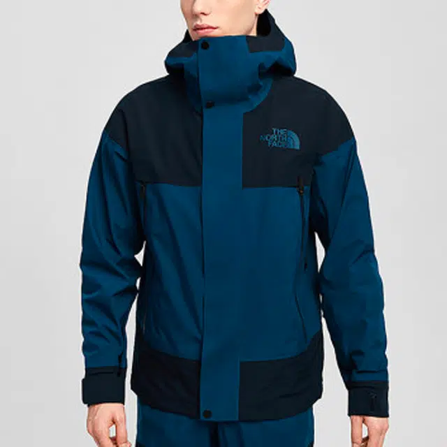 THE NORTH FACE