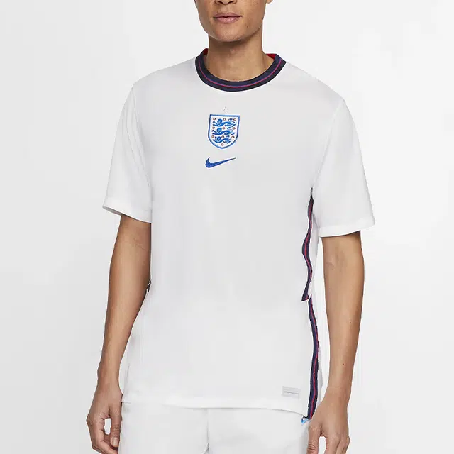 Nike SW 2020