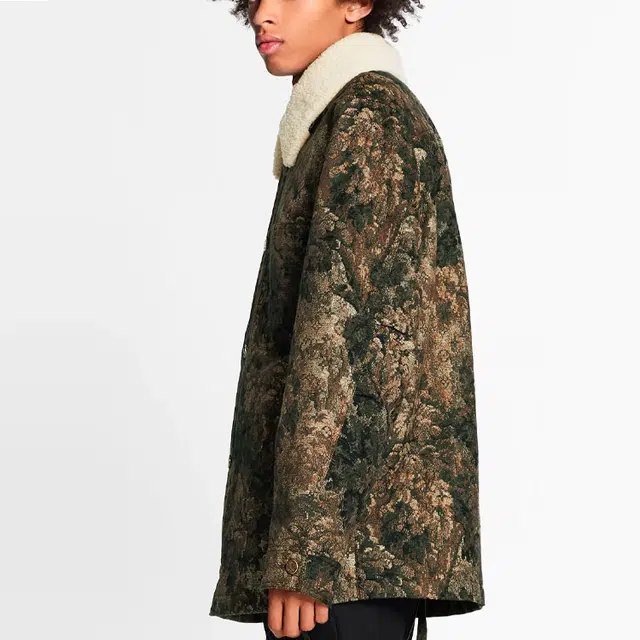 LOUIS VUITTON LV