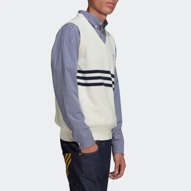 adidas originals x HUMAN MADE V