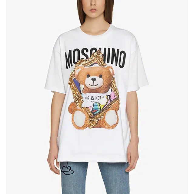MOSCHINO T