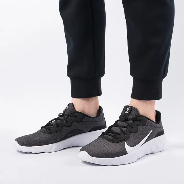 Nike React EXP Strada