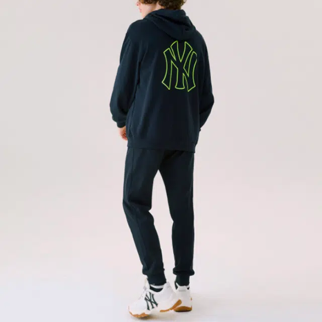 MLB nylogo
