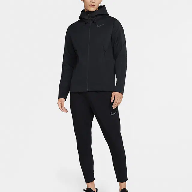 Nike Therma