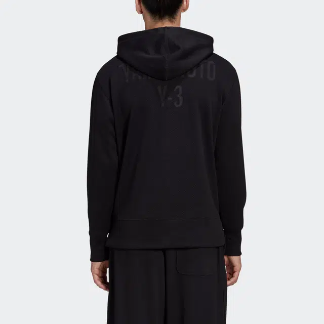 Y-3