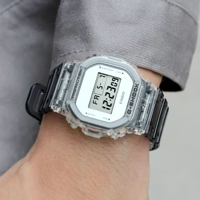 G-SHOCKSee thru see thru1.0 DW-5600SK-1PRS