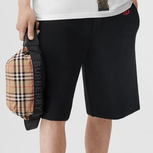 Burberry Vintage Logo