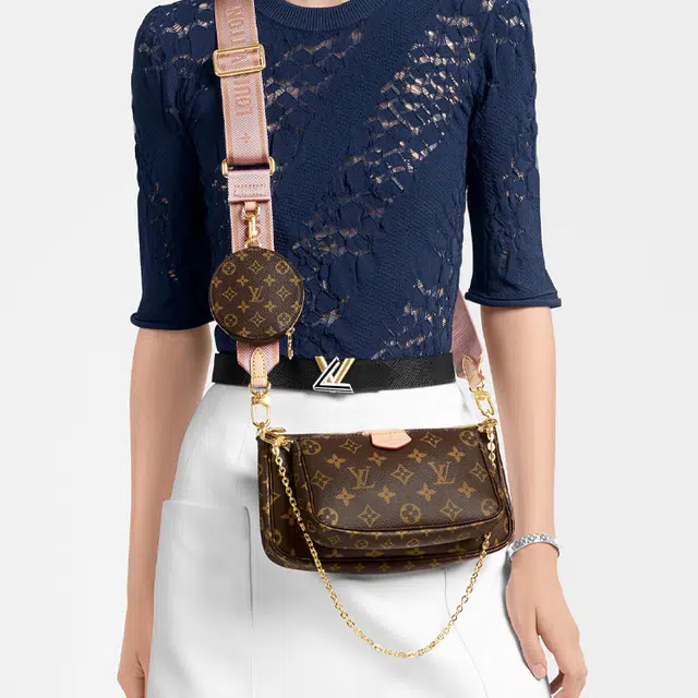 LOUIS VUITTON Multi Pochette Accessoires