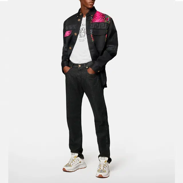 VERSACE T