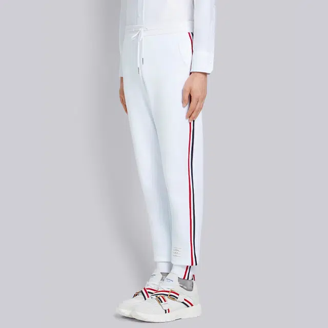 THOM BROWNE