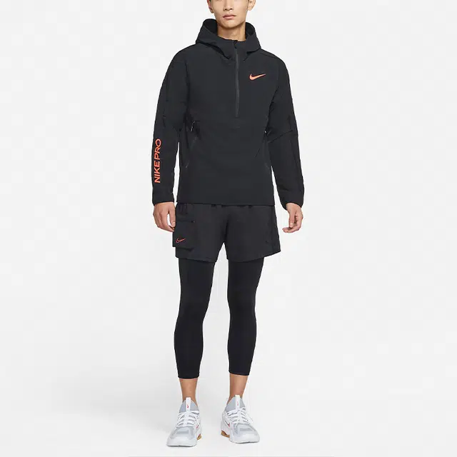 Nike Pro