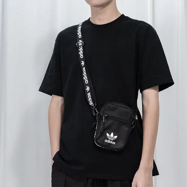 adidas originals logo
