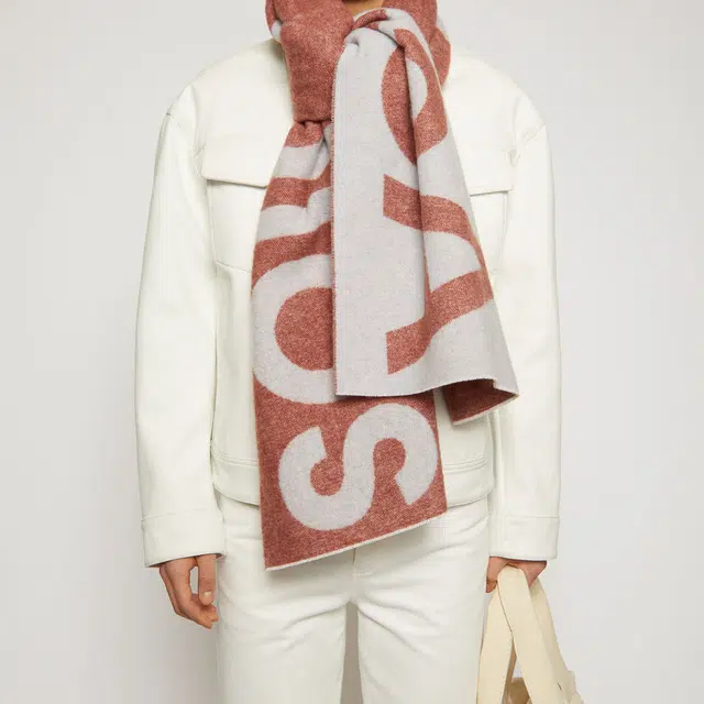 Acne Studios