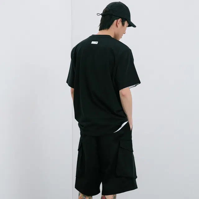 ROARINGWILD T