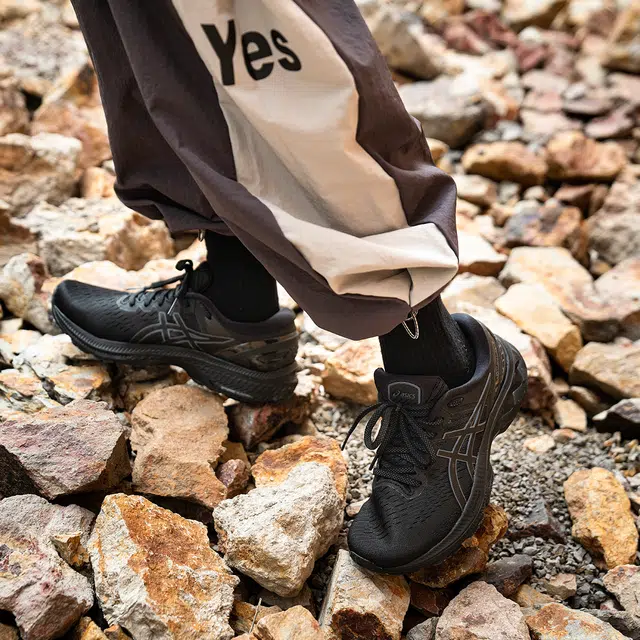 Asics Gel-Kayano 27