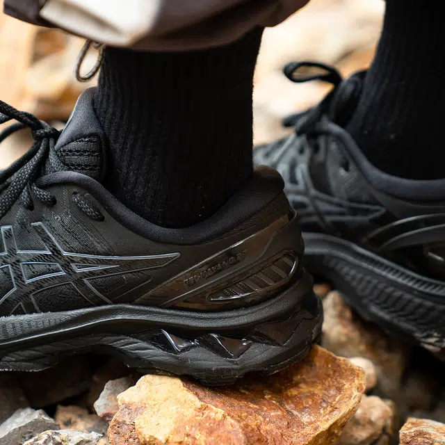 Asics Gel-Kayano 27