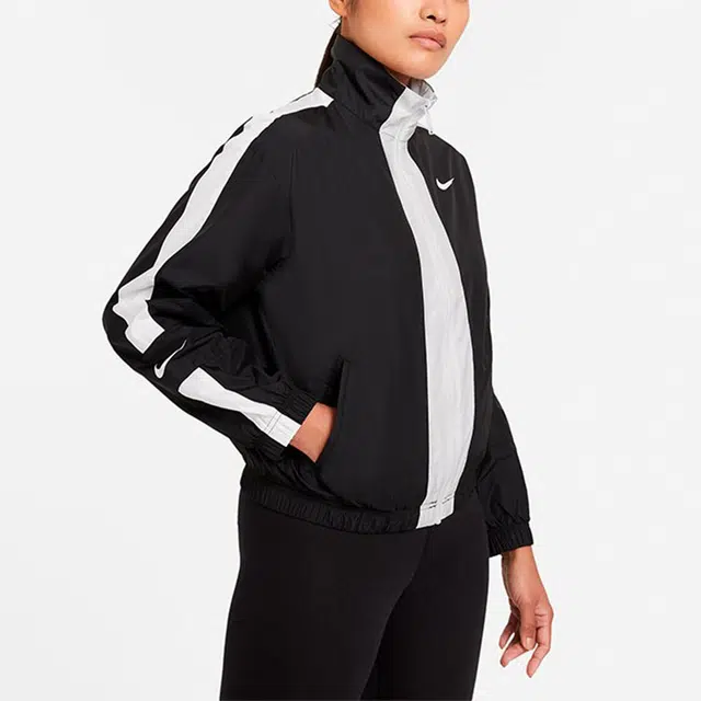 Nike Sportswear Repel