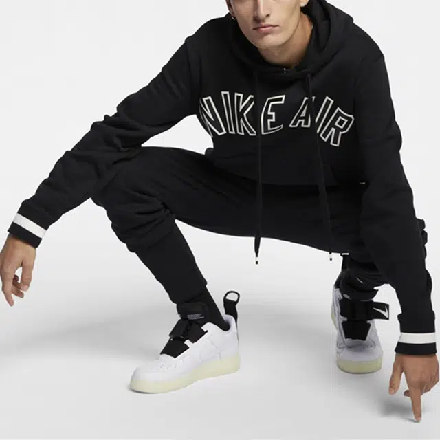 Nike Air Sportswear Logo