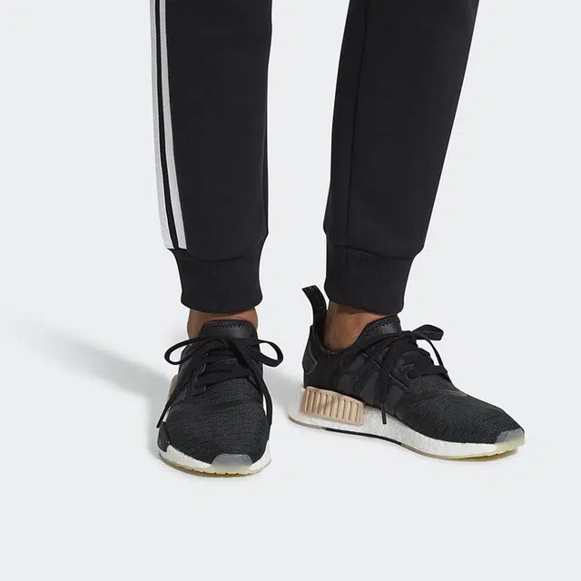 adidas originals NMD_R1 Black Carbon