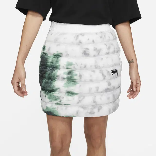 Stussy x Nike Logoa