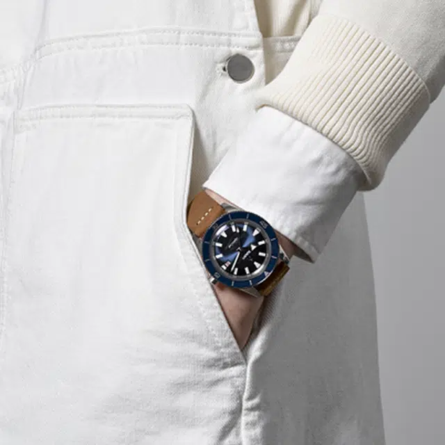 RADO 42mm R32505205