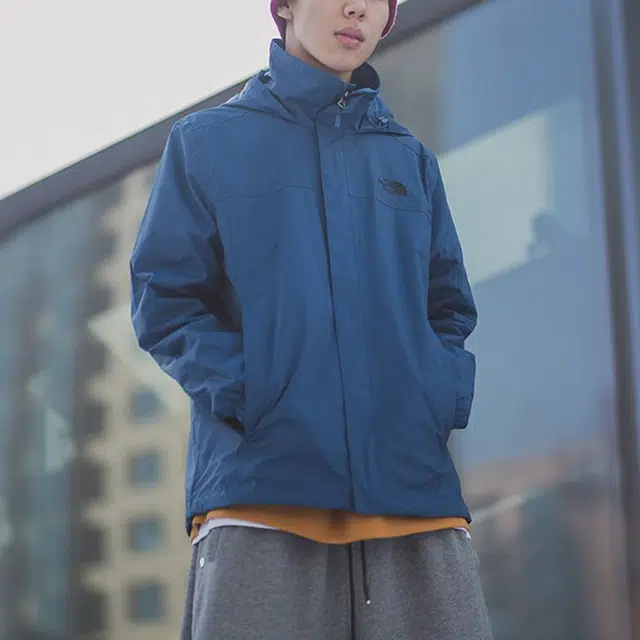 THE NORTH FACE