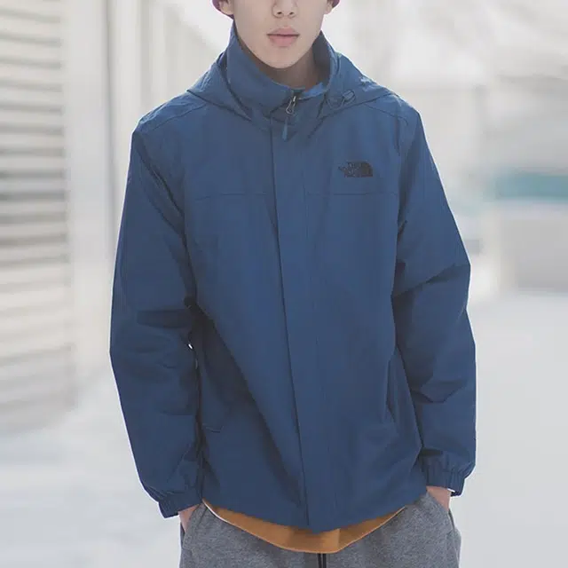 THE NORTH FACE
