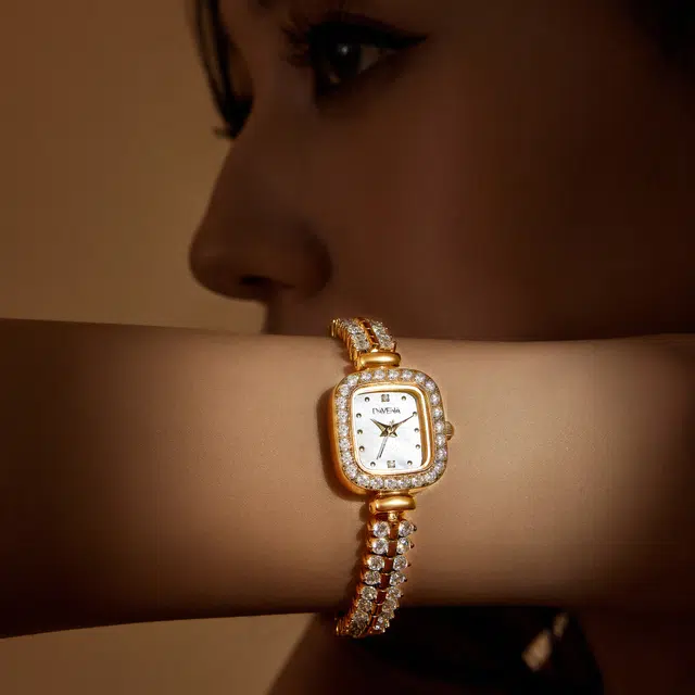 DAVENA 61855