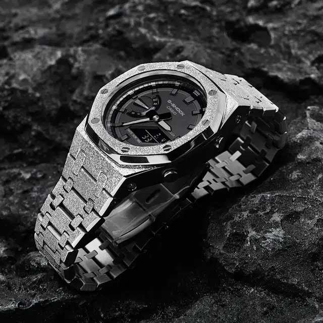 CASIO 811 GA-2100-1A1