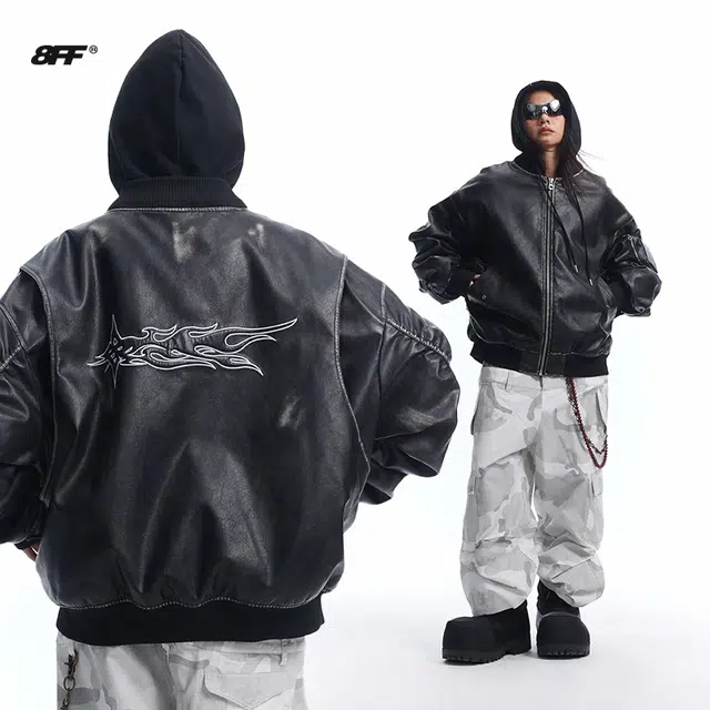 8FF Bomber
