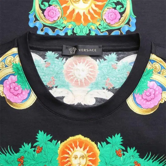 VERSACE LogoT