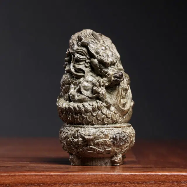 宝臻荟 诸事顺利 新中式 国潮复古小众生肖祥龙盘龙鼎 好事花生财运亨通#好运 阴沉木 木作摆件 男女同款情侣款