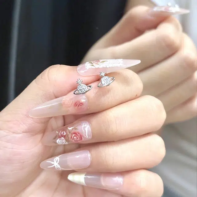 零界 精致小巧朋克风小众设计感优雅百搭 合金 耳钉 男女同款情侣款