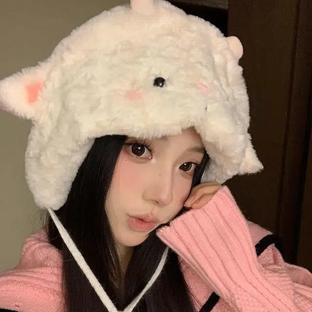 雅鹿 日系可爱小绵羊毛绒雷锋帽冬季保暖加厚甜美百搭学生加绒护耳帽 聚酯纤维 绒线帽 男女同款情侣款 礼盒装