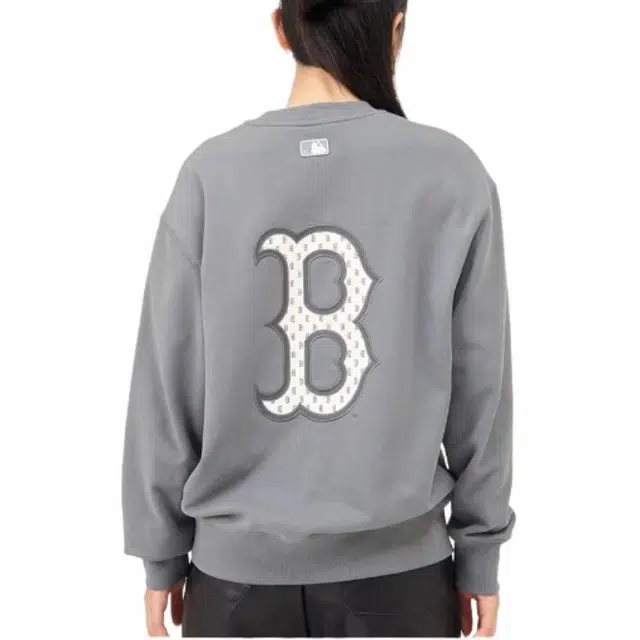 MLB