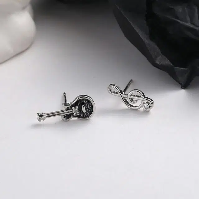 零界 吉他音符音乐家创意艺术造型感浪漫风轻奢个性优雅 合金 耳钉 男女同款情侣款