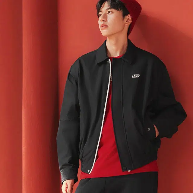 Skechers
