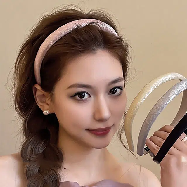零界 缎面压印碎花纹质感发卡少女感甜美温柔小众设计感头饰 亚克力 发箍 男女同款情侣款