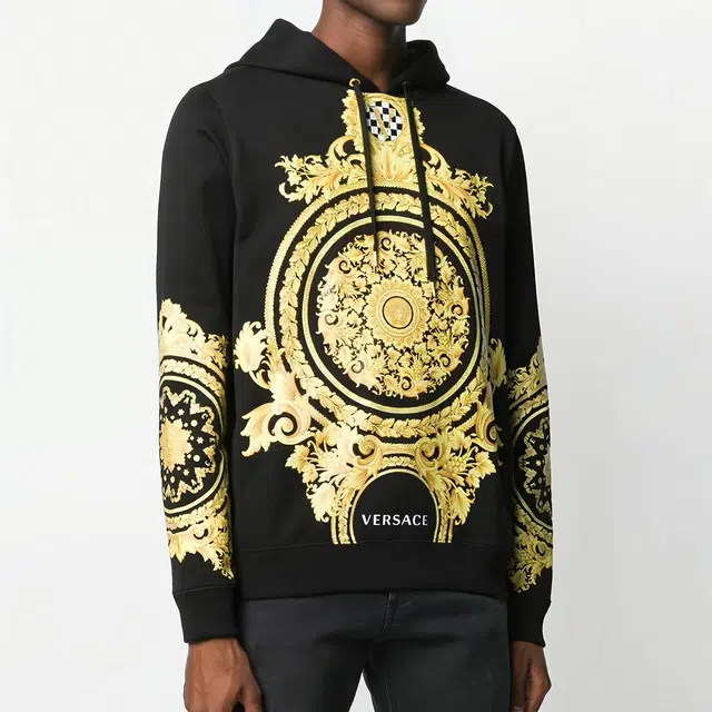 VERSACE