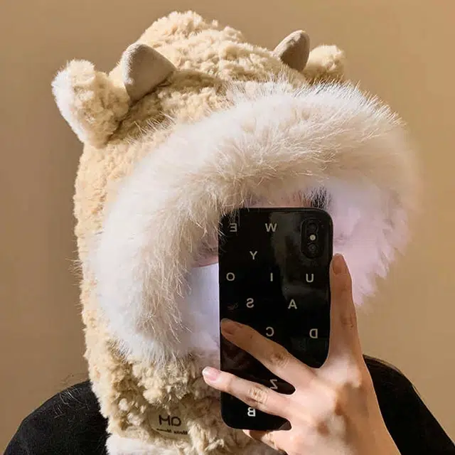 雅鹿 可爱小羊角毛绒围脖一体两件套冬季保暖加厚百搭显脸小户外防寒护颈毛绒 聚酯纤维 绒线帽 男女同款情侣款 礼盒装